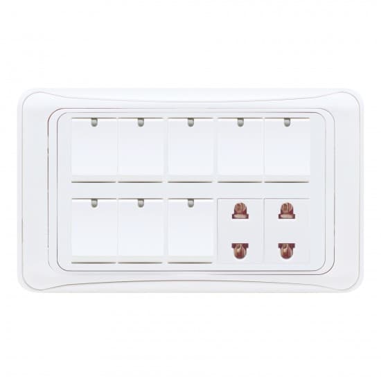 Aqua Electrical GLi Series AG82 10AMP 8 Gang Switch Plus 2 Socket