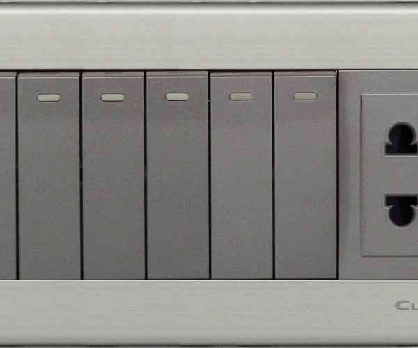 Clopal Electric Ideas Big Switches – Elegant Series 16AMP Switch with Socket