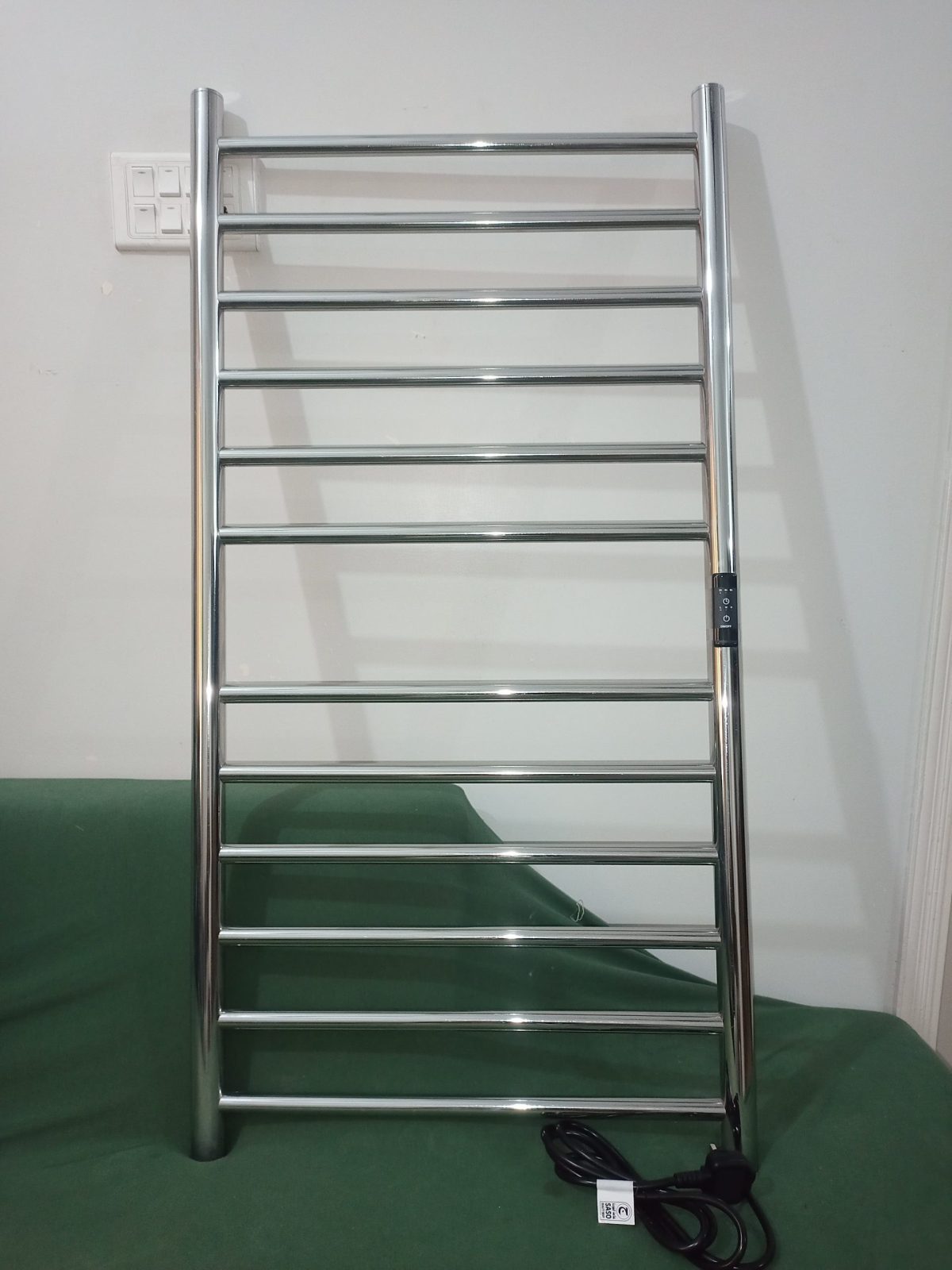 MICA Electric Heated Towel Dryer / Warmer Rail 40 Inch 12 Bars 500012023 - Image 2